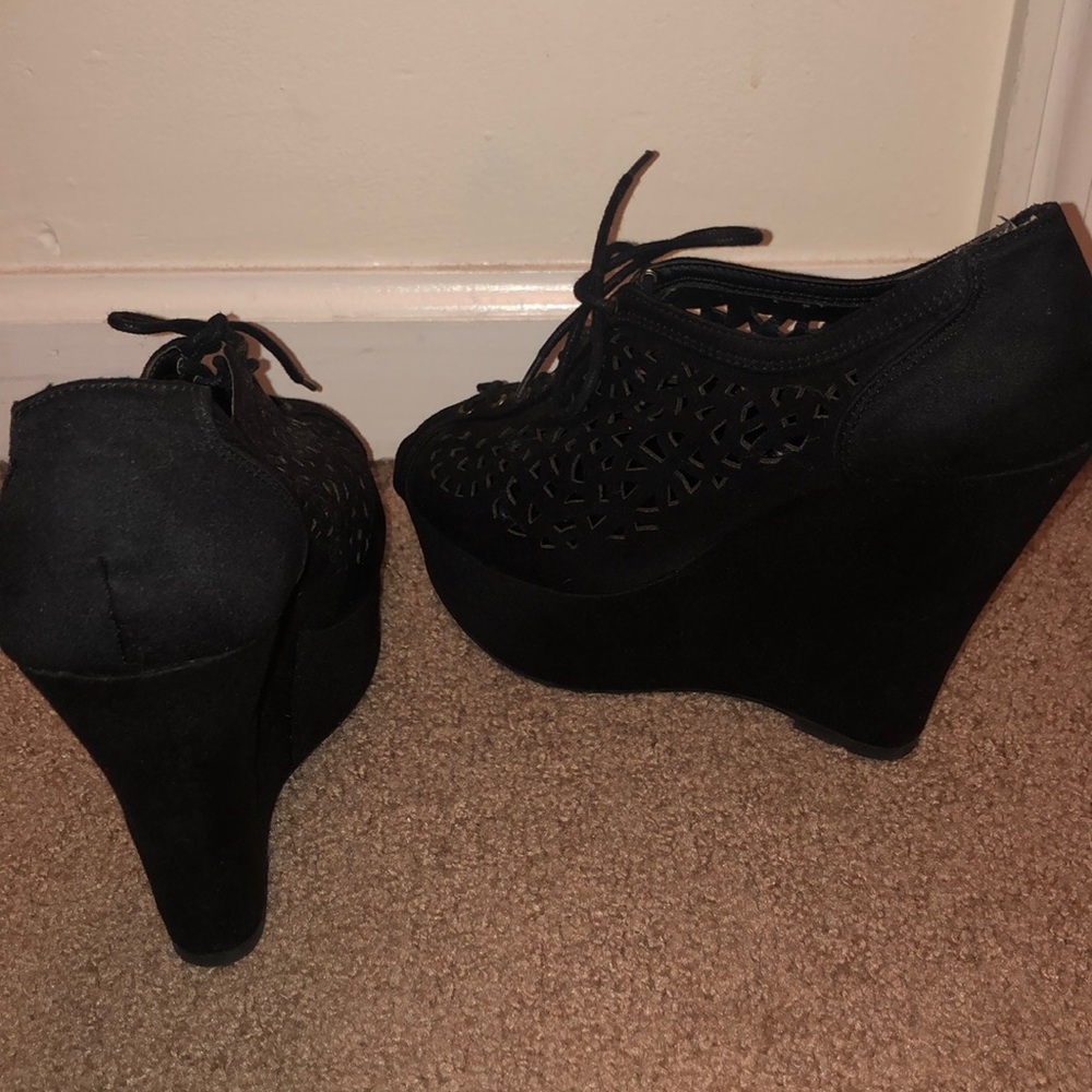 High Wedges - Picture 4 of 4